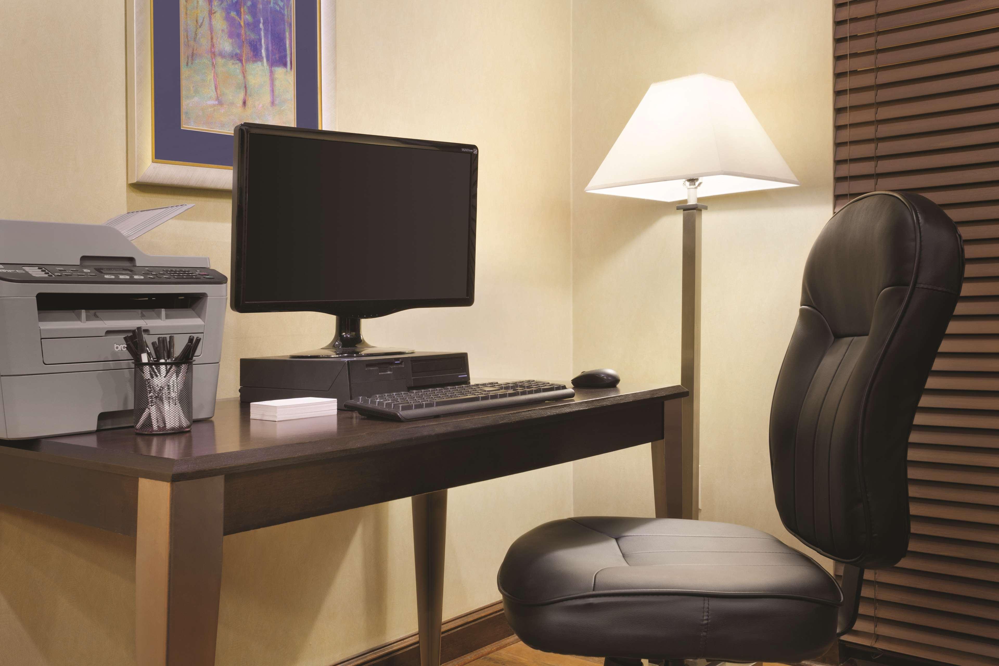 Park Inn By Radisson Albany Extérieur photo