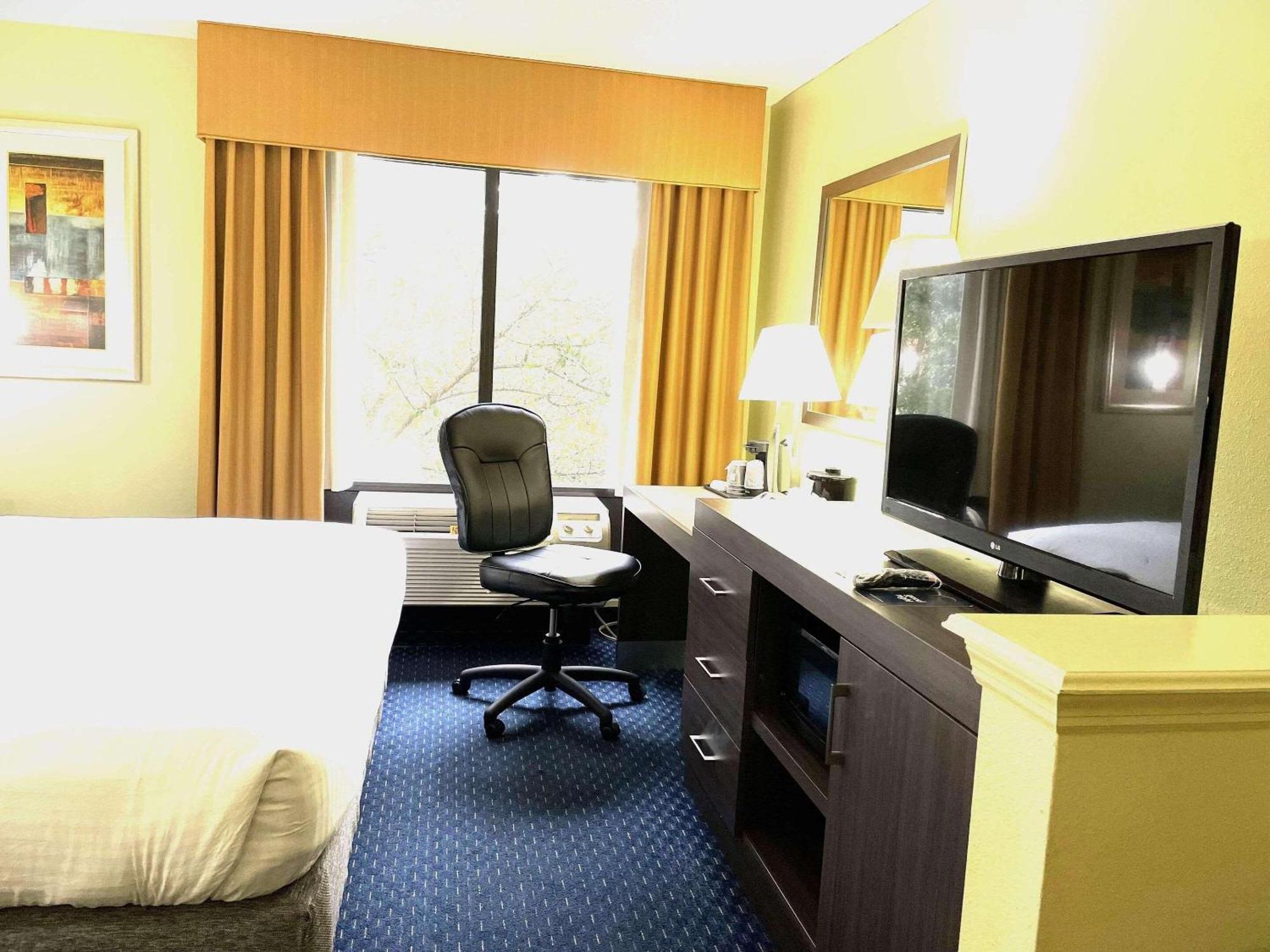 Park Inn By Radisson Albany Extérieur photo