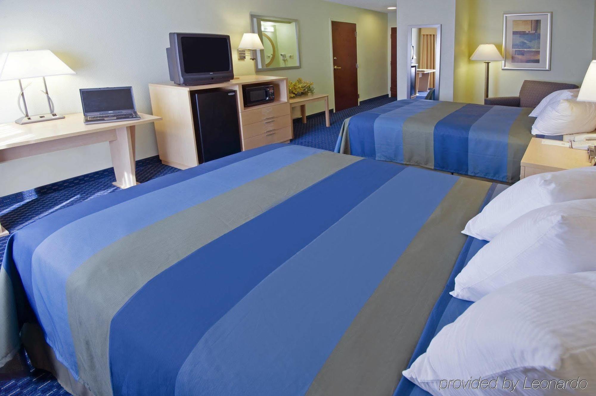 Park Inn By Radisson Albany Extérieur photo
